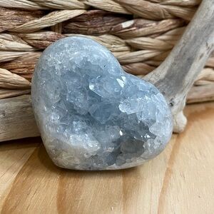 Celestine heart light blue